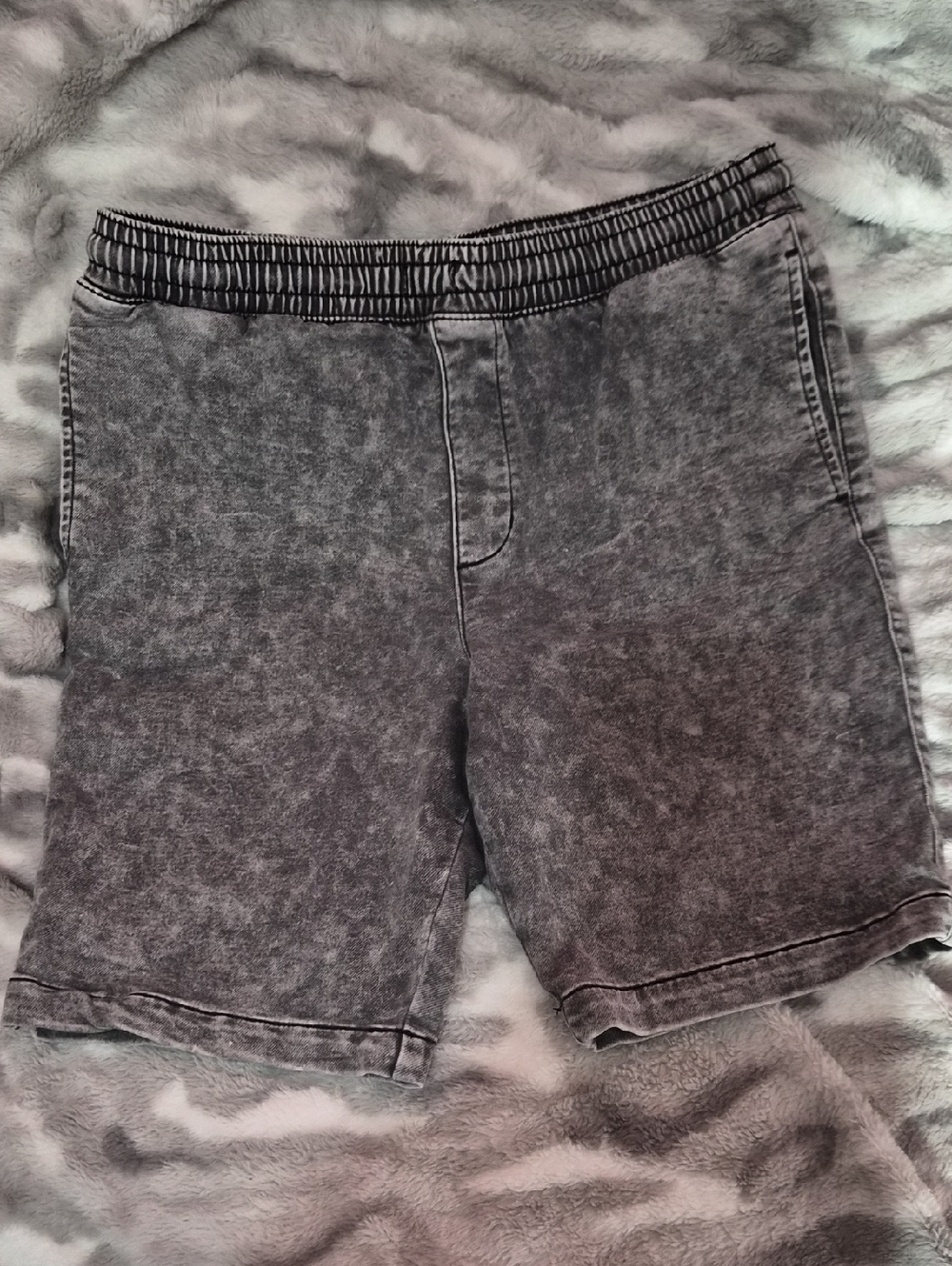 Boy's Washed Black Shorts Size XXL
